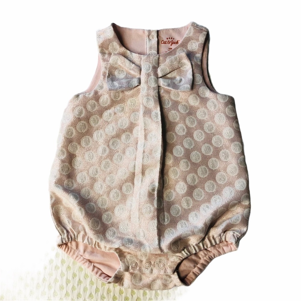 CAT & JACK - BABY GIRL LIGHT PINK/SILVER ONSIE SZ 18 MONTHS